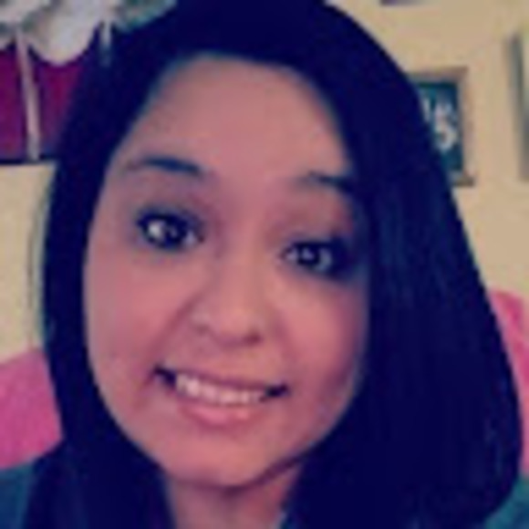 Meet your Posher, Monica - Picture 1 of 1